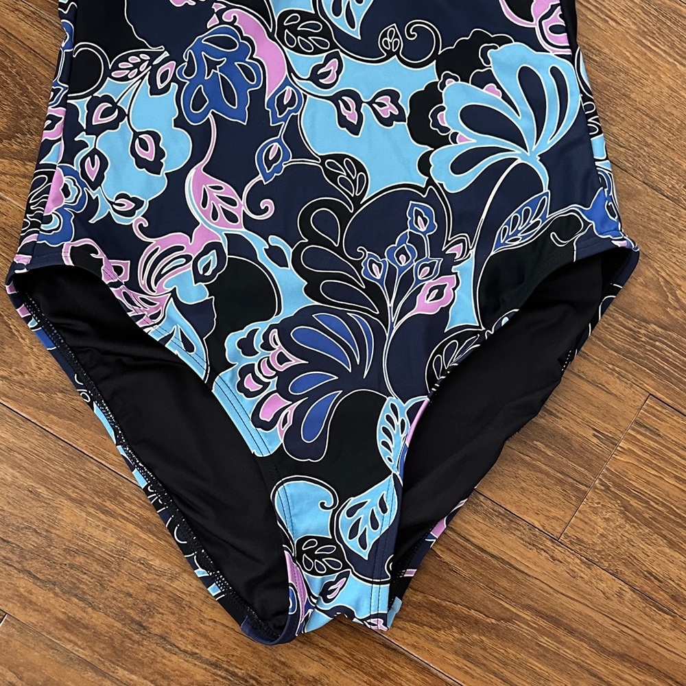 Loft Beach Floral Asymmetrical Bandeau Swimsuit - Picture 4 of 11